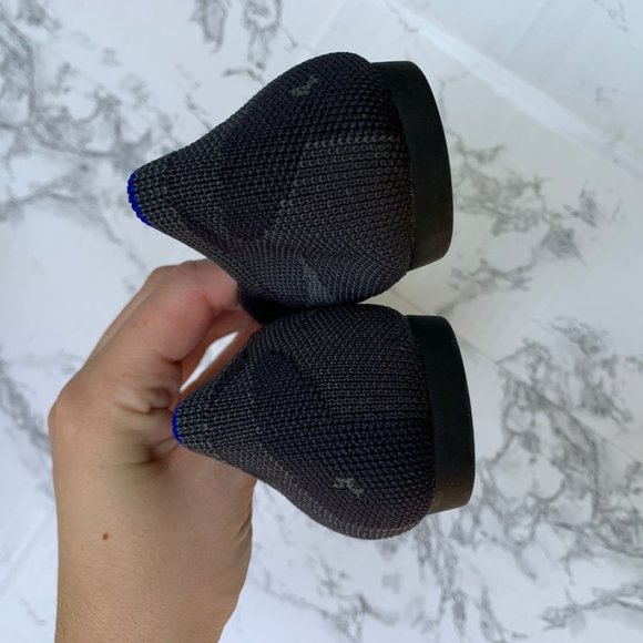 ❌SOLD❌NIB Rothys The Point in Dark Camo Retired - Picture 3 of 9